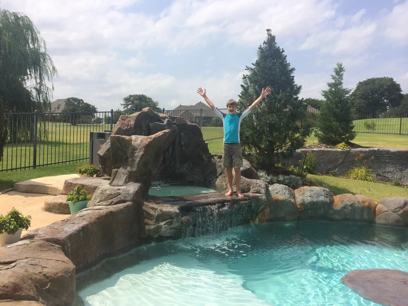 Pool 08 Pool 08