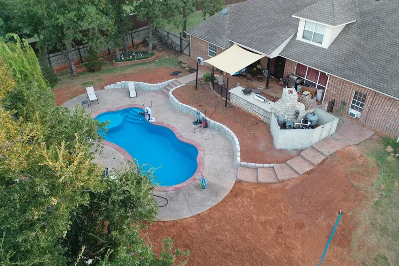 Pool 12 Pool 12